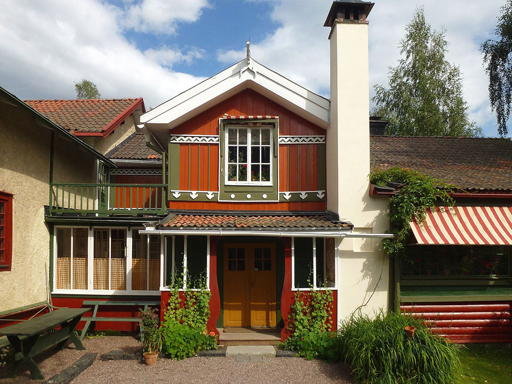 Huvuding&aring;ngen till Lilla Hyttn&auml;s.