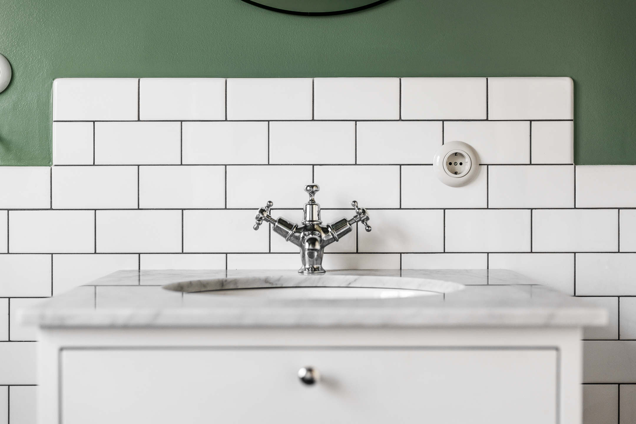 Badrum med kakel och klinker fr&aring;n Byggfabriken