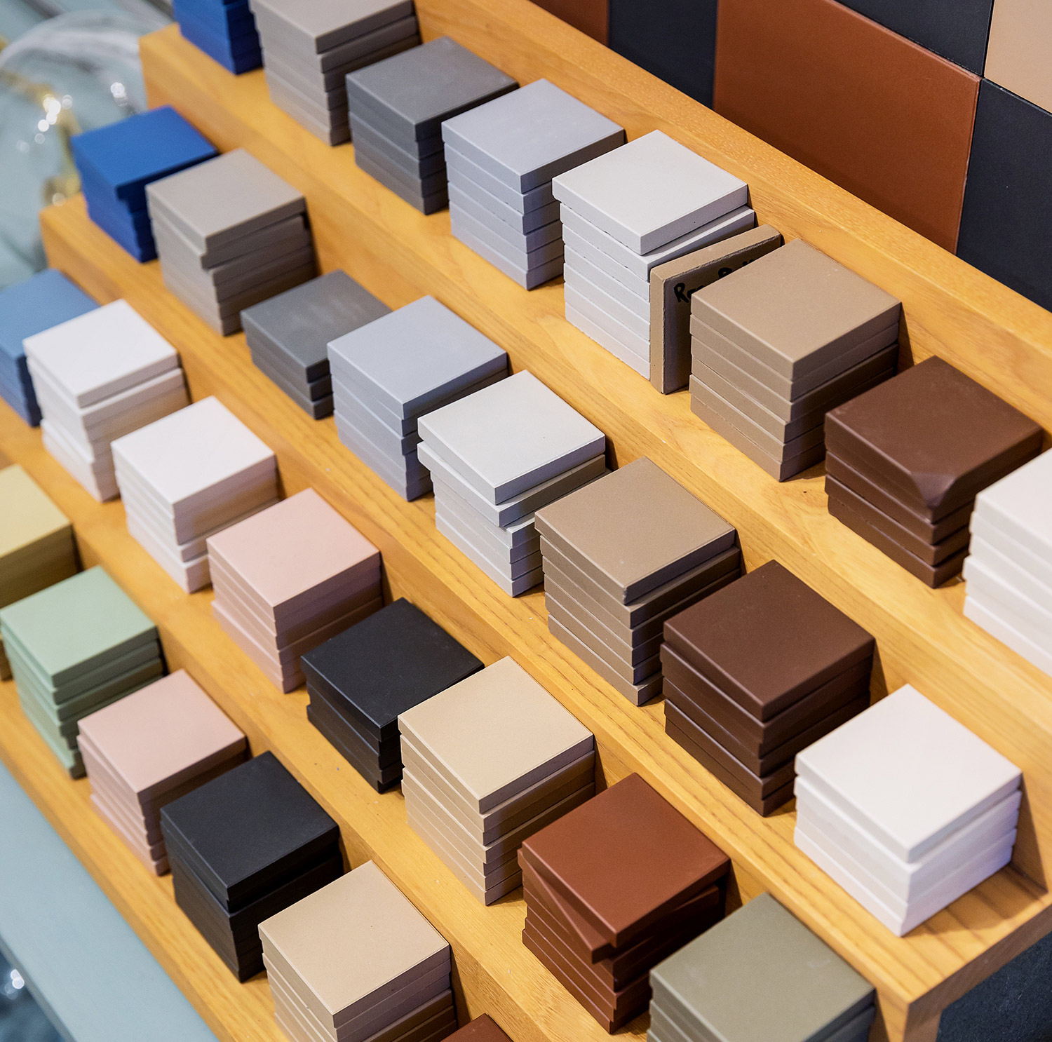 Kul&ouml;rprover f&ouml;r klinkerplattor fr&aring;n Victorian Floor Tiles.